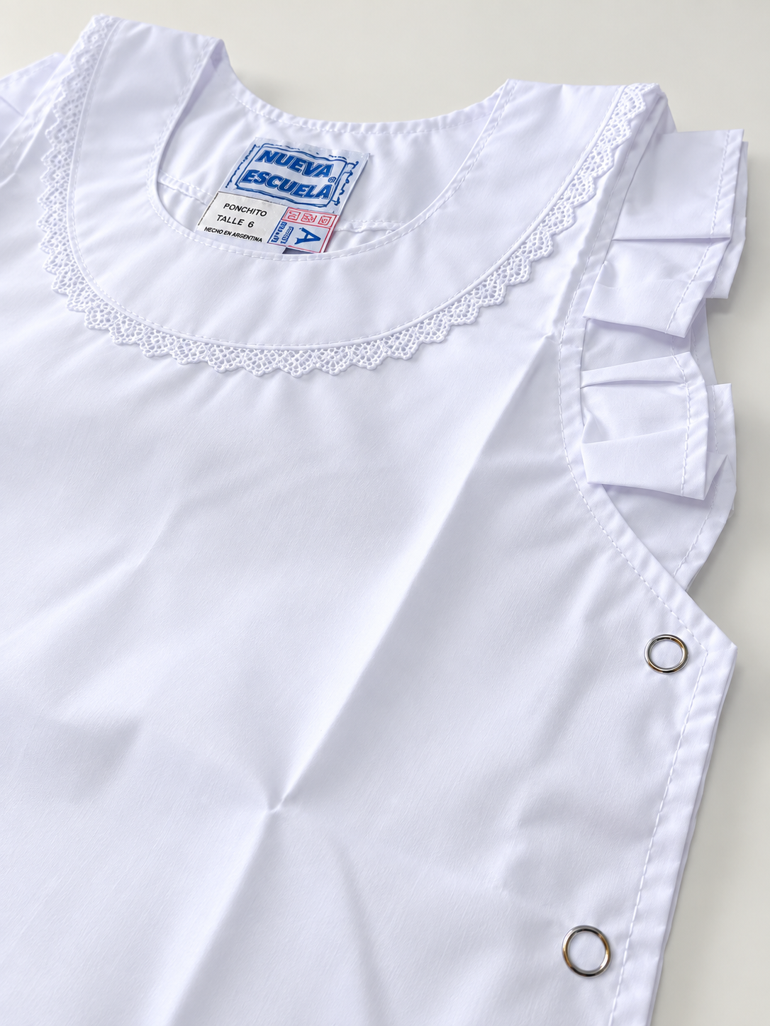 Guardapolvo Poncho Escolar Blanco con Puntilla