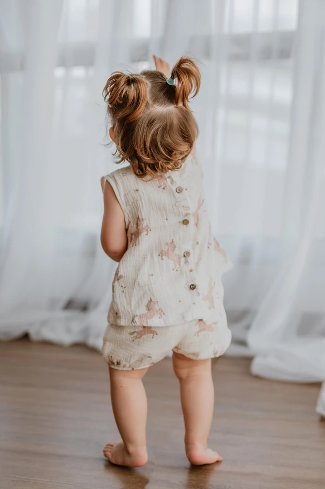 Conjunto Musculosa y Short Unicornio en Gasa de Algodón